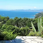 Duplex, Vue Panoramique Sur La Méditerranée, Piscine, Garage *